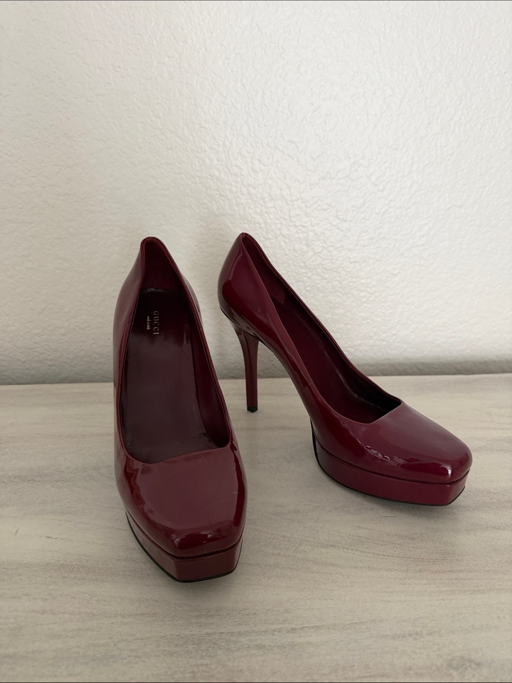 Authentic Gucci Patent Leather Burgundy Platform Stiletto Pumps Size 40